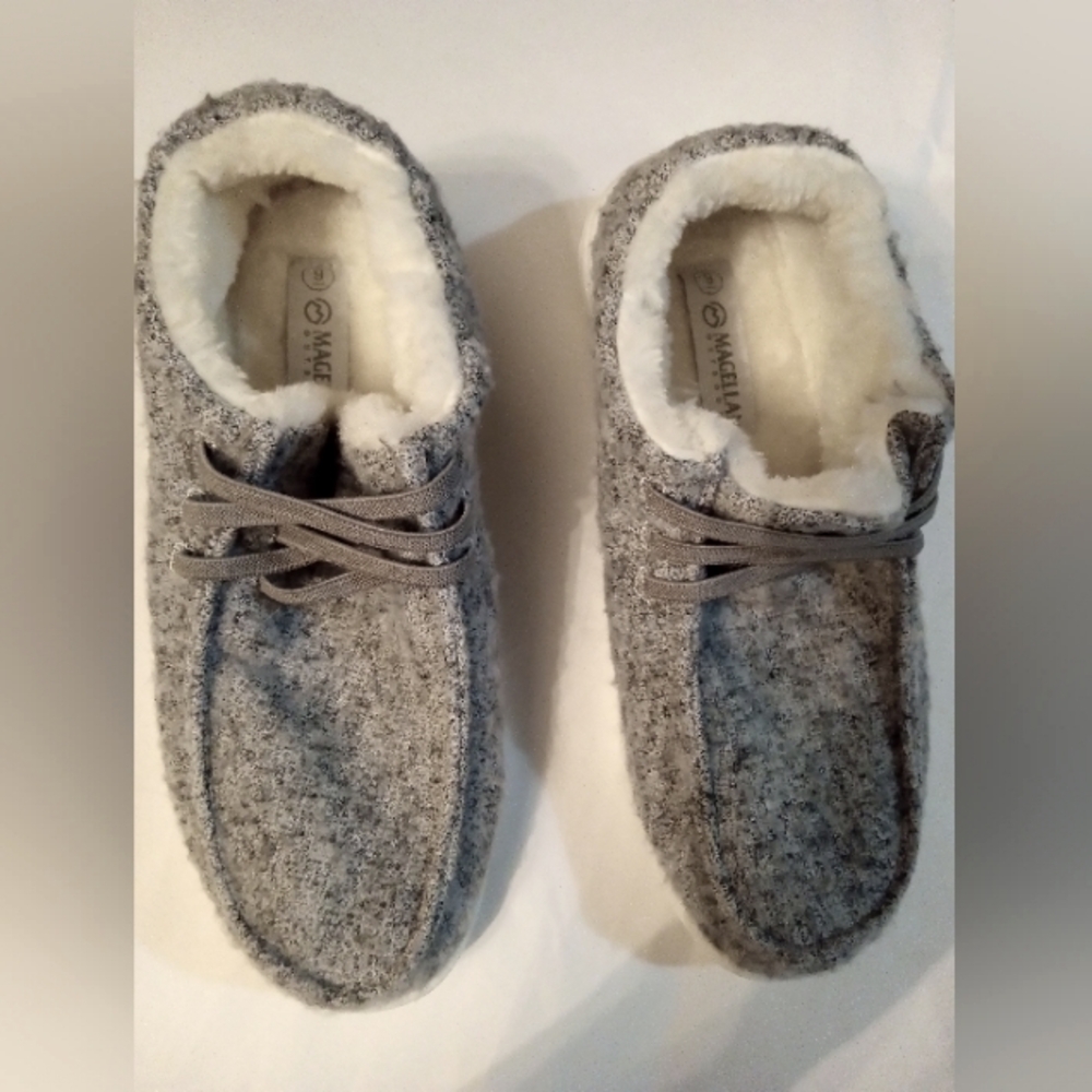 NWOT Gray hard sole slippers size 9